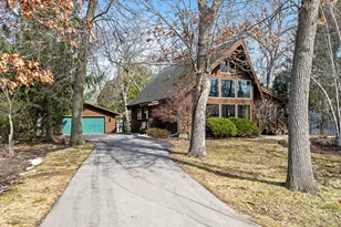 242 Waubun Dr, Fontana, WI 53125 - Photo 1