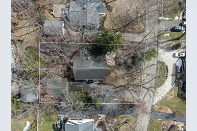 242  Waubun Dr, Fontana, WI 53125 - Photo 27