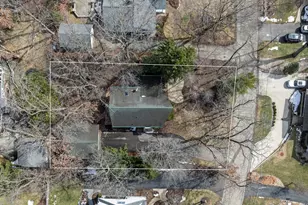 242 Waubun Dr, Fontana, WI 53125 - Photo 27