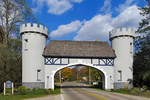 242 Waubun Dr, Fontana, WI 53125 - Photo 29