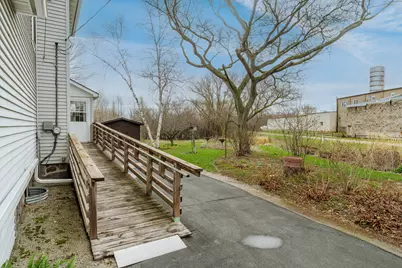 729  Palmyra St, Sullivan, WI 53178 - Photo 37