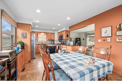 2115  Rambling Rose Rd, Waukesha, WI 53186 - Photo 15