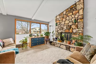 2115  Rambling Rose Rd, Waukesha, WI 53186 - Photo 13