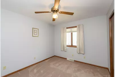 68 E Prospect St, Hartford, WI 53027 - Photo 19