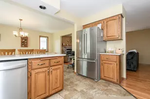 68 E Prospect St, Hartford, WI 53027 - Photo 15