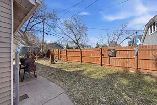 1317 N 57th St, Milwaukee, WI 53208 - Photo 5