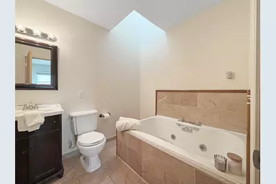 1335A  Broadway Ave #4, Sheboygan, WI 53081 - Photo 15