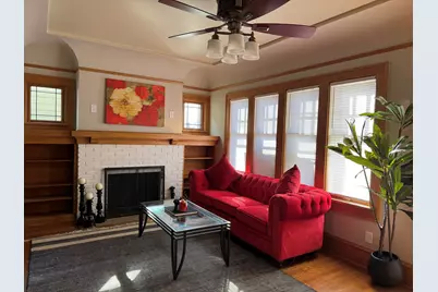 3716 W Branting Ln, Milwaukee, WI 53215 - Photo 5