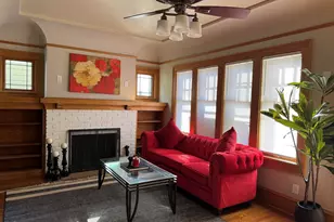 3716 W Branting Ln, Milwaukee, WI 53215 - Photo 5