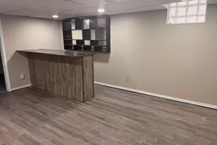 3716 W Branting Ln, Milwaukee, WI 53215 - Photo 15