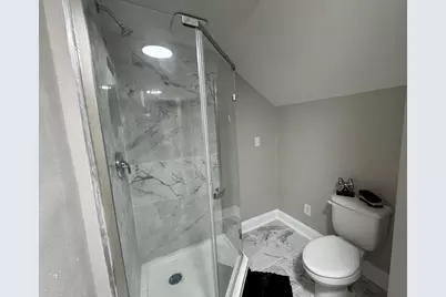 3716 W Branting Ln, Milwaukee, WI 53215 - Photo 11