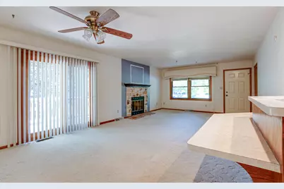 3810  Wyoming Way #2, Racine, WI 53404 - Photo 5