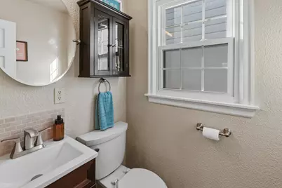 4325 W Cleveland Ave, Milwaukee, WI 53219 - Photo 15