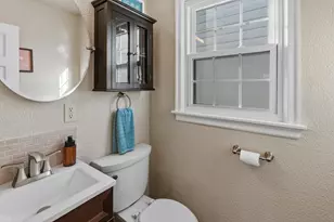 2702 S 44th St, Milwaukee, WI 53219 - Photo 15