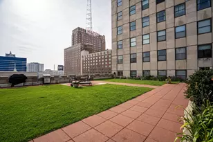 606 W Wisconsin Ave, Milwaukee, WI 53203 - Photo 21