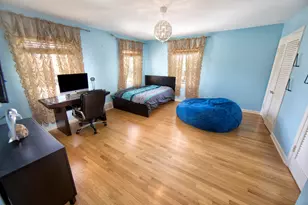 229 Indian Creek Ct, Fox Point, WI 53217 - Photo 41