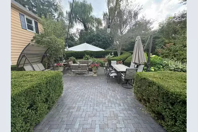 229  Indian Creek Ct, Fox Point, WI 53217 - Photo 49