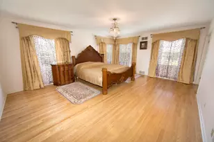 229 Indian Creek Ct, Fox Point, WI 53217 - Photo 31