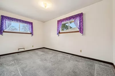 6606 S 20th St, Milwaukee, WI 53221 - Photo 17