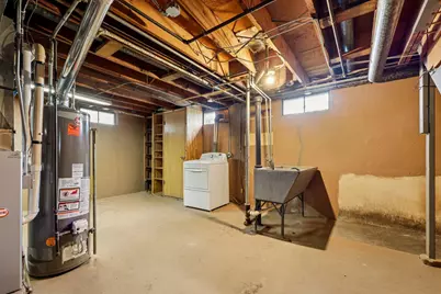 6606 S 20th St, Milwaukee, WI 53221 - Photo 23