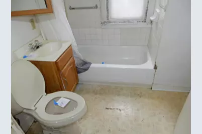 3381 N 21st St #3383, Milwaukee, WI 53206 - Photo 7