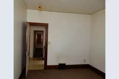 3381 N 21st St #3383, Milwaukee, WI 53206 - Photo 5