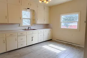 547 Madison St, Reedsville, WI 54230 - Photo 9