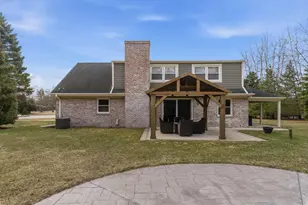 2658 Northwoods Ln, Port Washington, WI 53074 - Photo 7