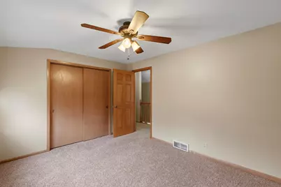 2658  Northwoods Ln, Port Washington, WI 53074 - Photo 31