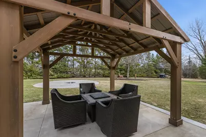 2658  Northwoods Ln, Port Washington, WI 53074 - Photo 11