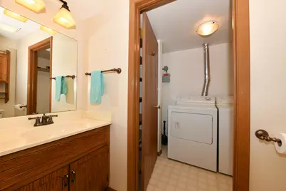 8374 S Tuckaway Shores Dr, Franklin, WI 53132 - Photo 21