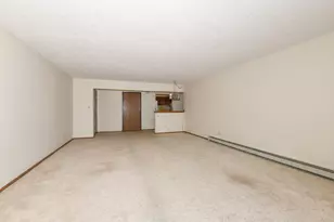 8374 S Tuckaway Shores Dr, Franklin, WI 53132 - Photo 11