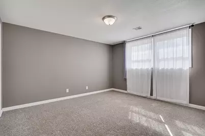 2401  30th St, La Crosse, WI 54601 - Photo 21