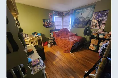 2575 S 76th St, West Allis, WI 53219 - Photo 7