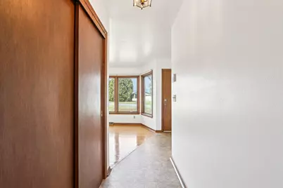 18215  Parish Dr, Brookfield, WI 53045 - Photo 15