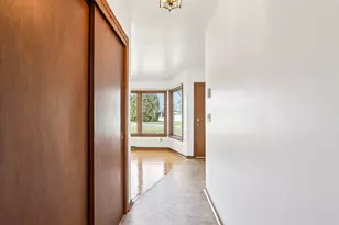 18215 Parish Dr, Brookfield, WI 53045 - Photo 15