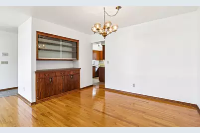 18215  Parish Dr, Brookfield, WI 53045 - Photo 9