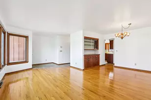 18215 Parish Dr, Brookfield, WI 53045 - Photo 5