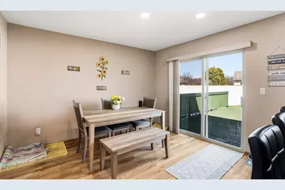 3533  Rivers Crossing Dr, Waukesha, WI 53189 - Photo 7