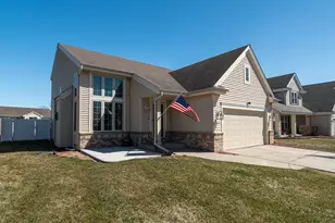 3533 Rivers Crossing Dr, Waukesha, WI 53189 - Photo 1