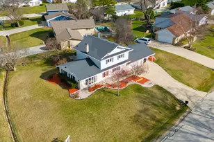 3340 S Russel Rd, New Berlin, WI 53151 - Photo 33