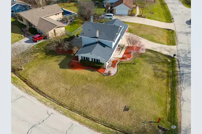 3340 S Russel Rd, New Berlin, WI 53151 - Photo 35