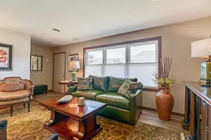 3814 Holly Pl, La Crosse, WI 54601 - Photo 13