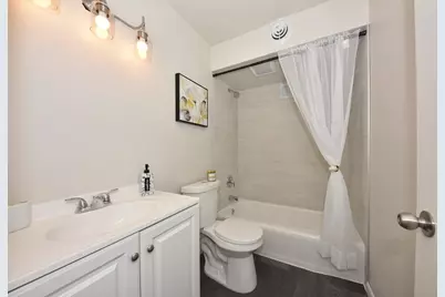 8149 W Beckett St #8151, Milwaukee, WI 53218 - Photo 13
