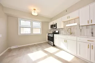 8149 W Beckett St, Milwaukee, WI 53218 - Photo 21