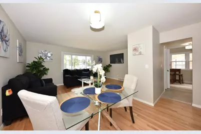 8149 W Beckett St #8151, Milwaukee, WI 53218 - Photo 9