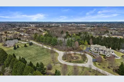 13965 N Pine Bluff Rd, Mequon, WI 53097 - Photo 7