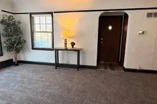 4235 W Fairmount Ave, Milwaukee, WI 53209 - Photo 3