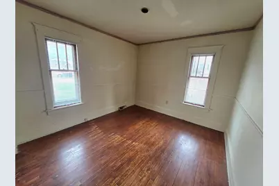 1640 N 69th St, Wauwatosa, WI 53213 - Photo 13