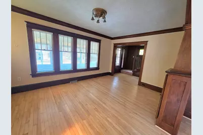 1640 N 69th St, Wauwatosa, WI 53213 - Photo 5